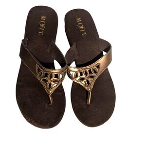 🍁 3/$15 Mix It Wedge Sandals Size 10